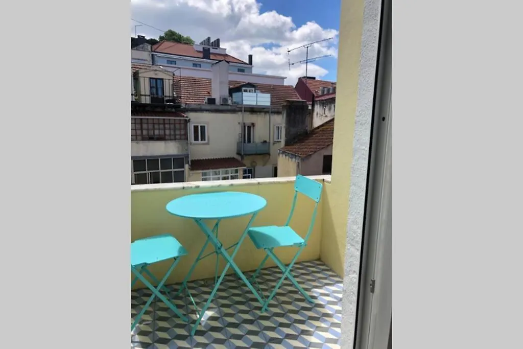 2 Bedroom Suites With Ac Next To Avenida Da Liberdade Лиссабон Португалия