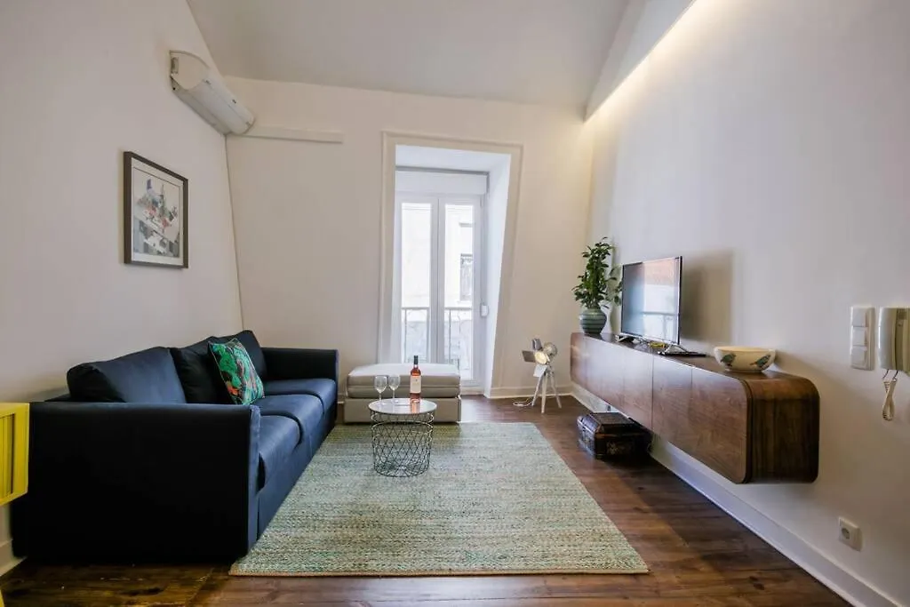 2 Bedroom Suites With Ac Next To Avenida Da Liberdade Лиссабон Апартаменты