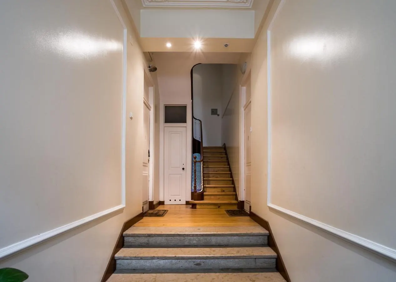 2 Bedroom Suites With Ac Next To Avenida Da Liberdade Лиссабон